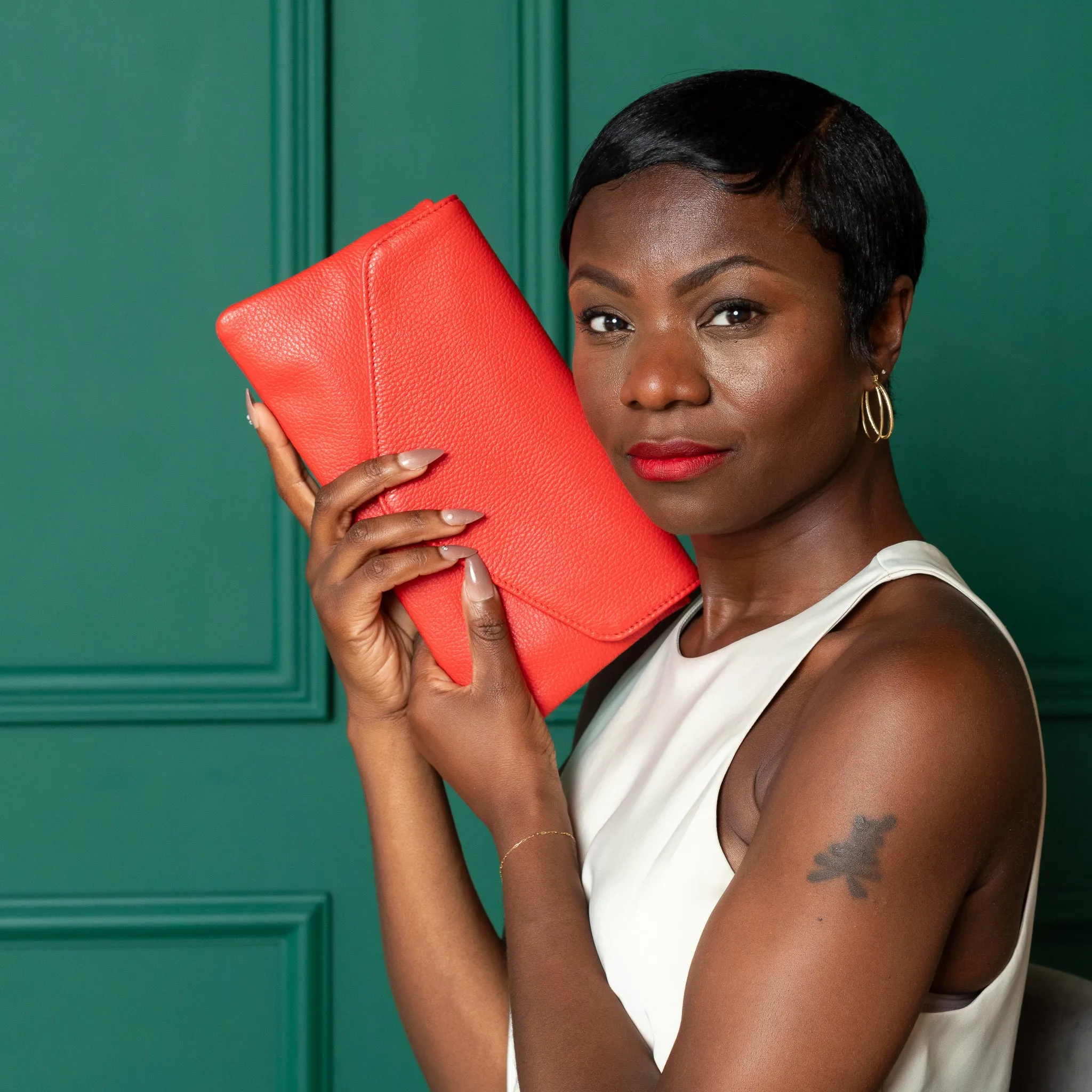 Comodo Envelope Clutch