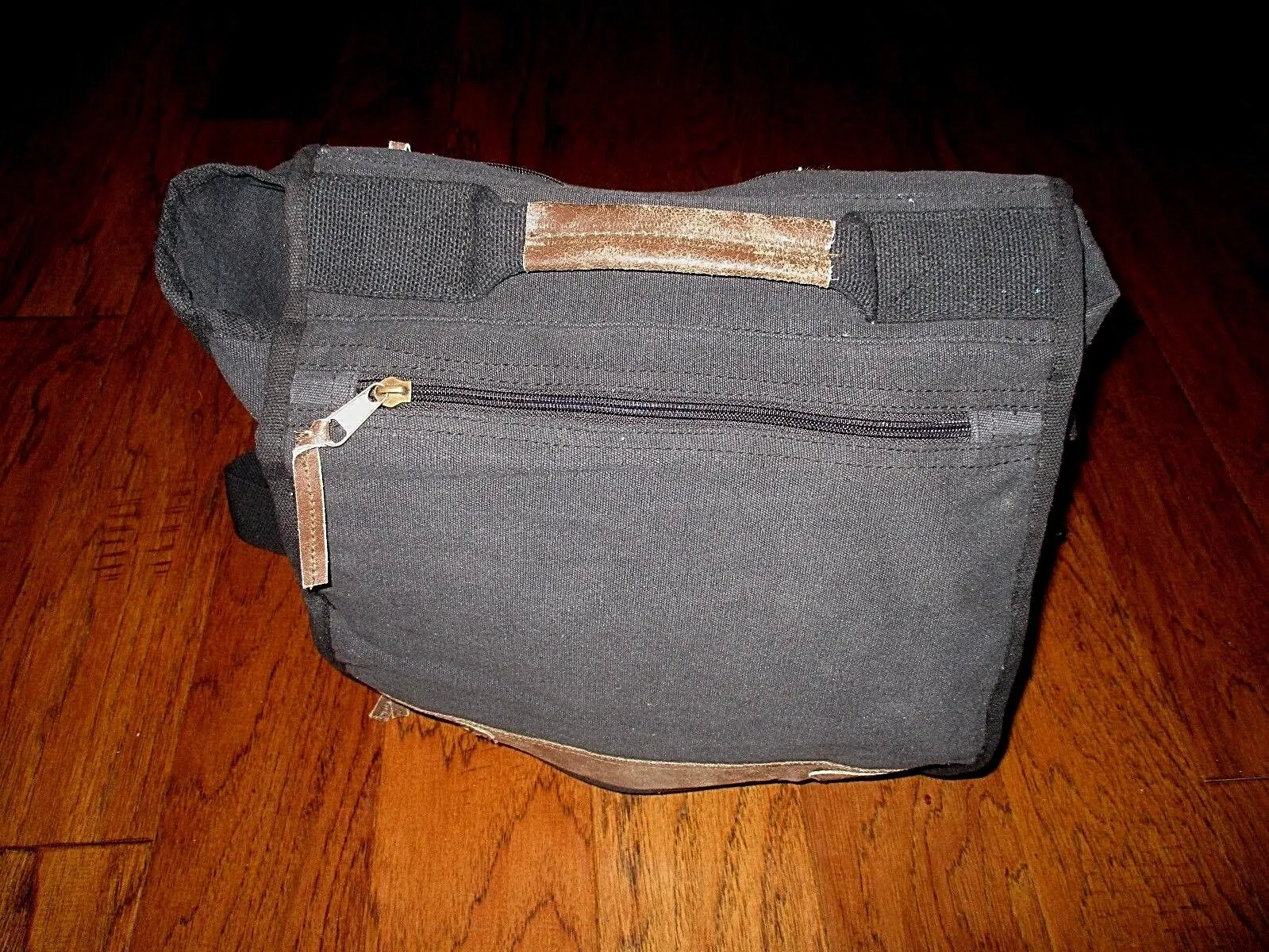 EURO STYLE MESSENGER BAG BLACK CANVAS WITH LEATHER TRIM