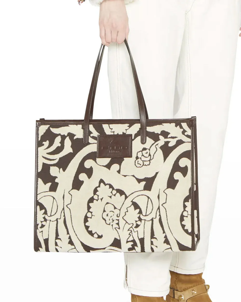 Medium Globetrotter Shopping Bag in Brown