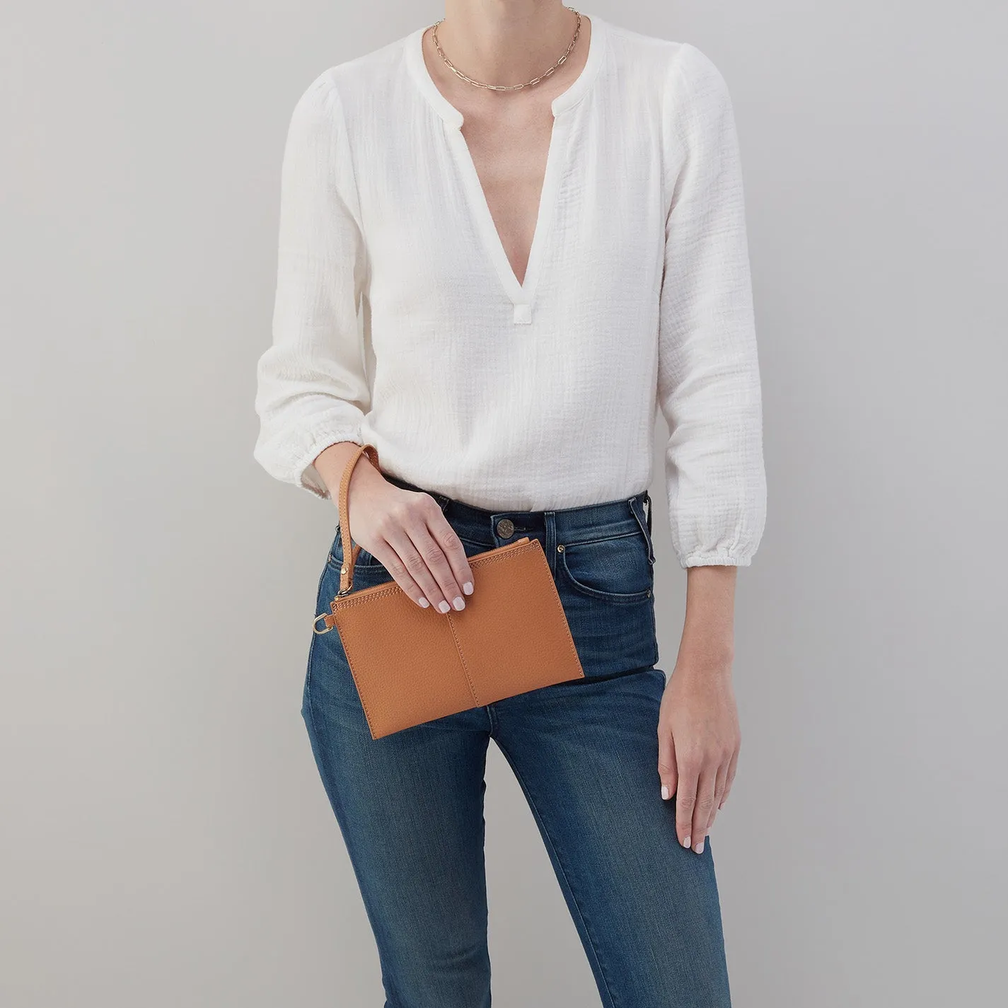 Vida Small Pouch In Micro Pebbled Leather - Mood Indigo